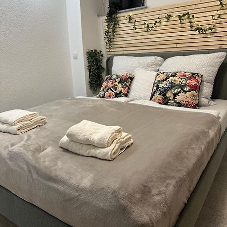 Moderne Ruhige Ferienwohnung Ubstadt-Weiher Екстериор снимка